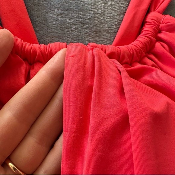 NWT La Blanca Island Goddess High Neck Keyhole One Piece Guava Size 16 - Picture 15 of 16